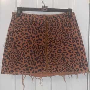 #72/25 - We the Free People Leopard Skirt